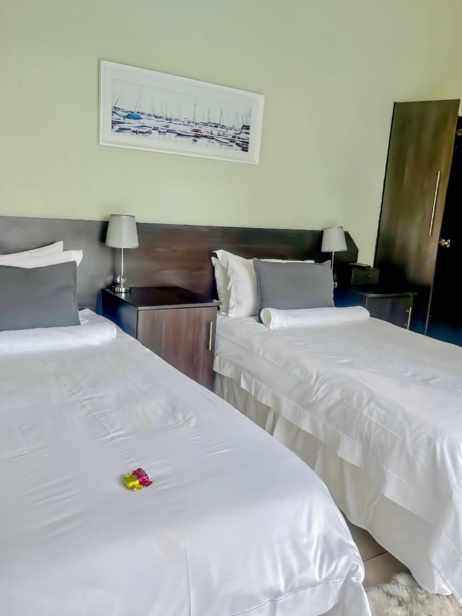 Oasis Of Life Guest House Witbank Exteriér fotografie