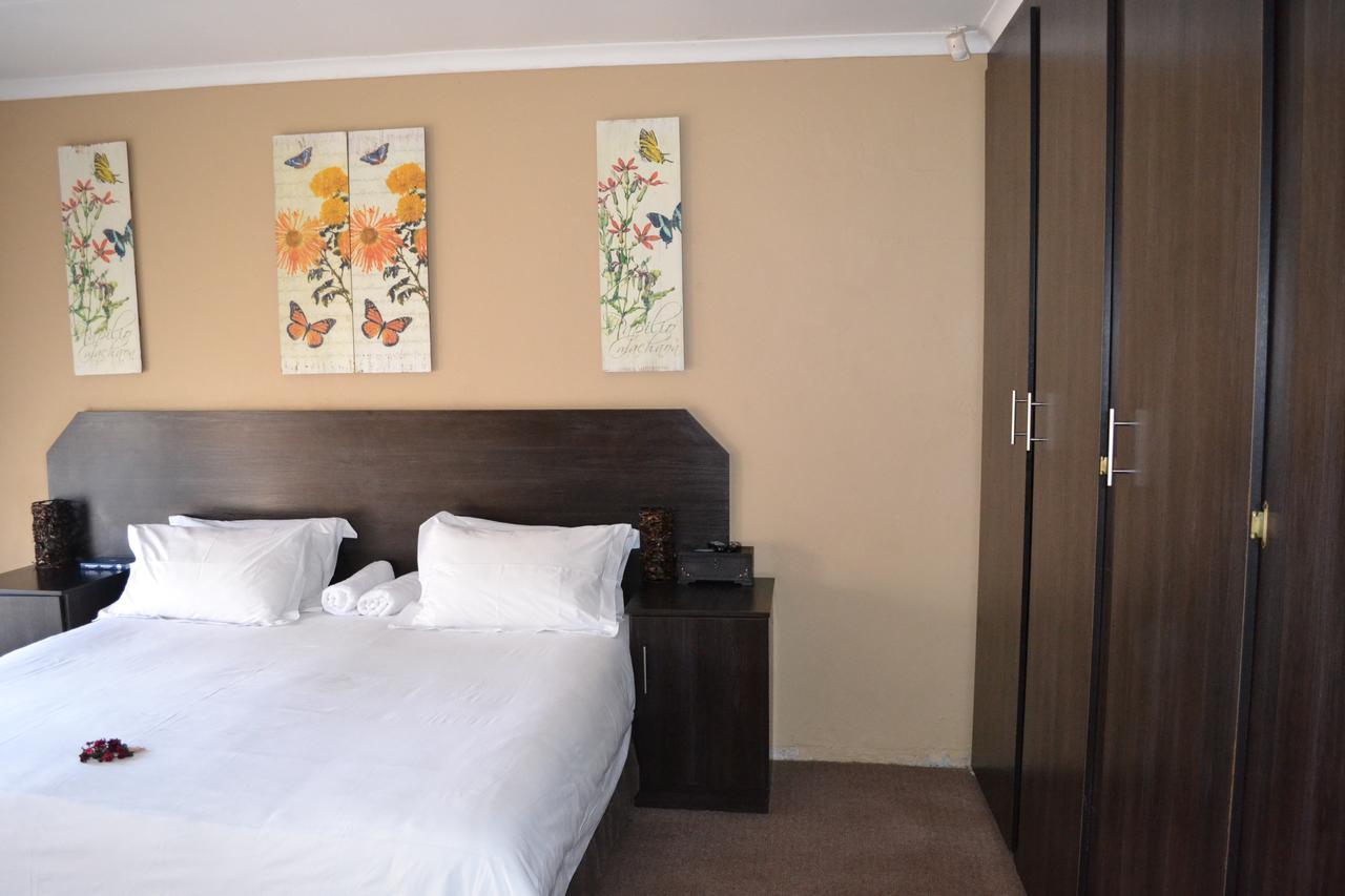 Oasis Of Life Guest House Witbank Exteriér fotografie